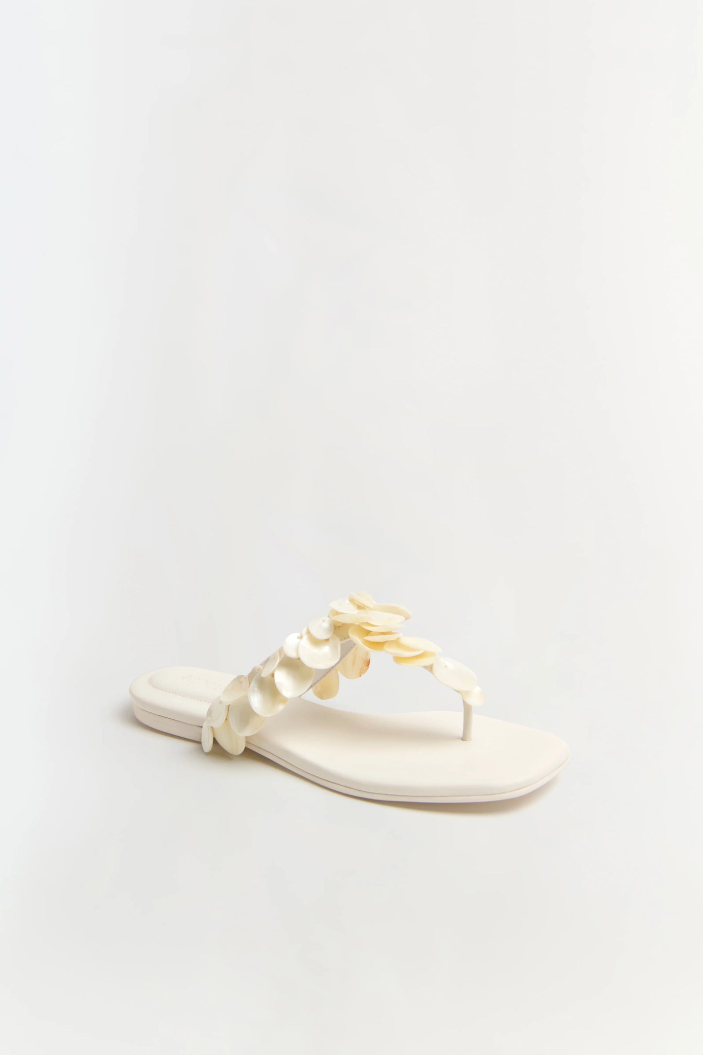 Elin Shell Beaded Sandal Alabaster - Simkhai