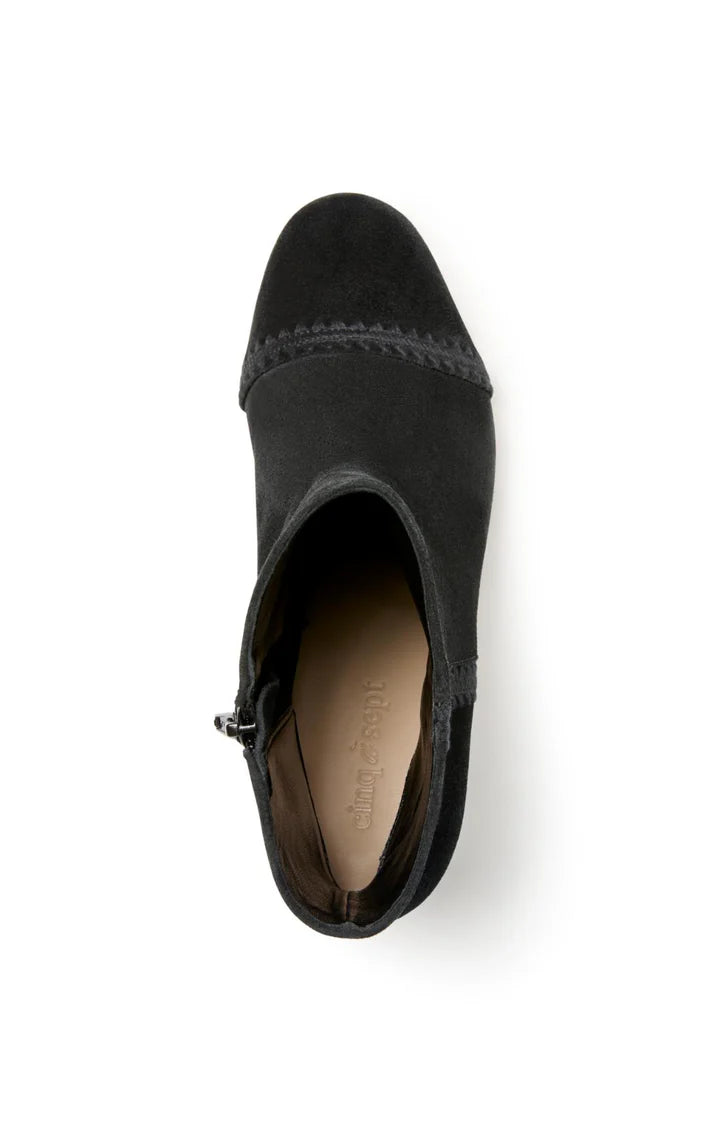 Peyton Crochet Suede Boot Black - Cinq à Sept