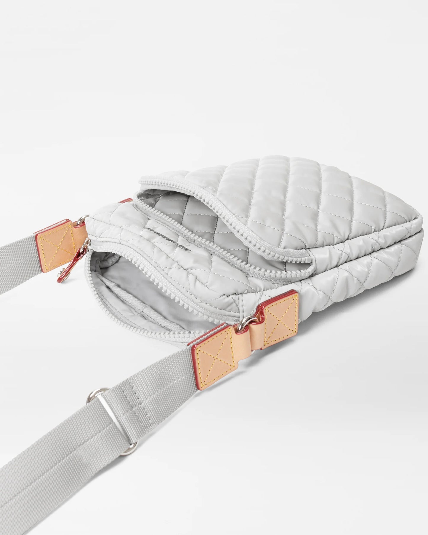 Metro Crossbody Pebble Liquid - MZ Wallace