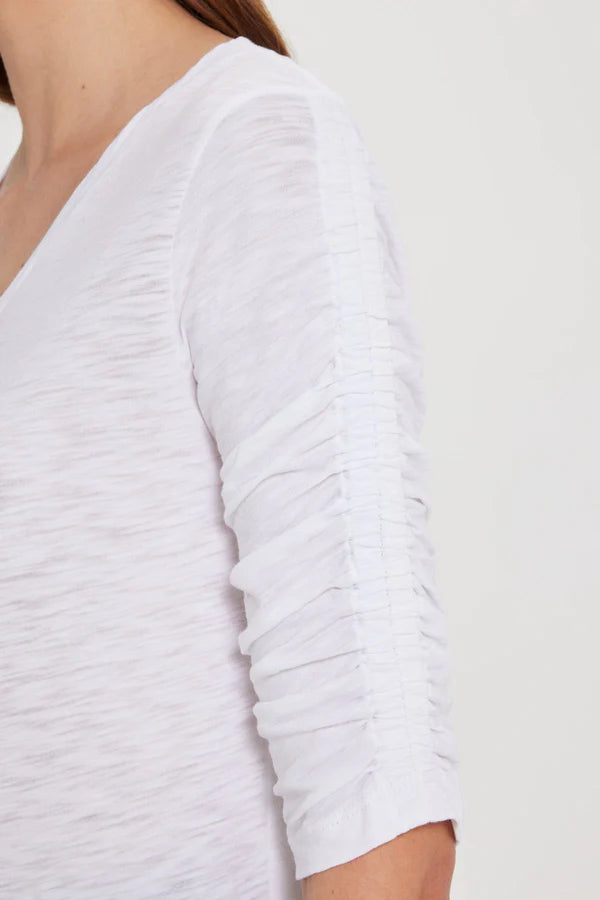 Joni Tee White - Goldie Lewinter