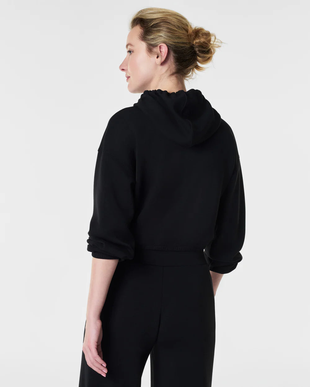 Airessential Cropped Hoodie Very Black - SPANX