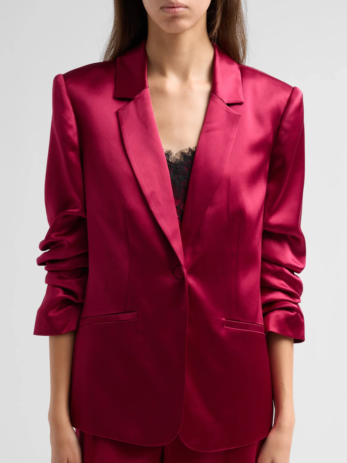 Satin Kylie Blazer Beet Red - Cinq à Sept
