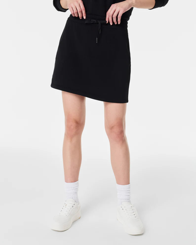 AirEssentials Mini Skort Very Black - SPANX