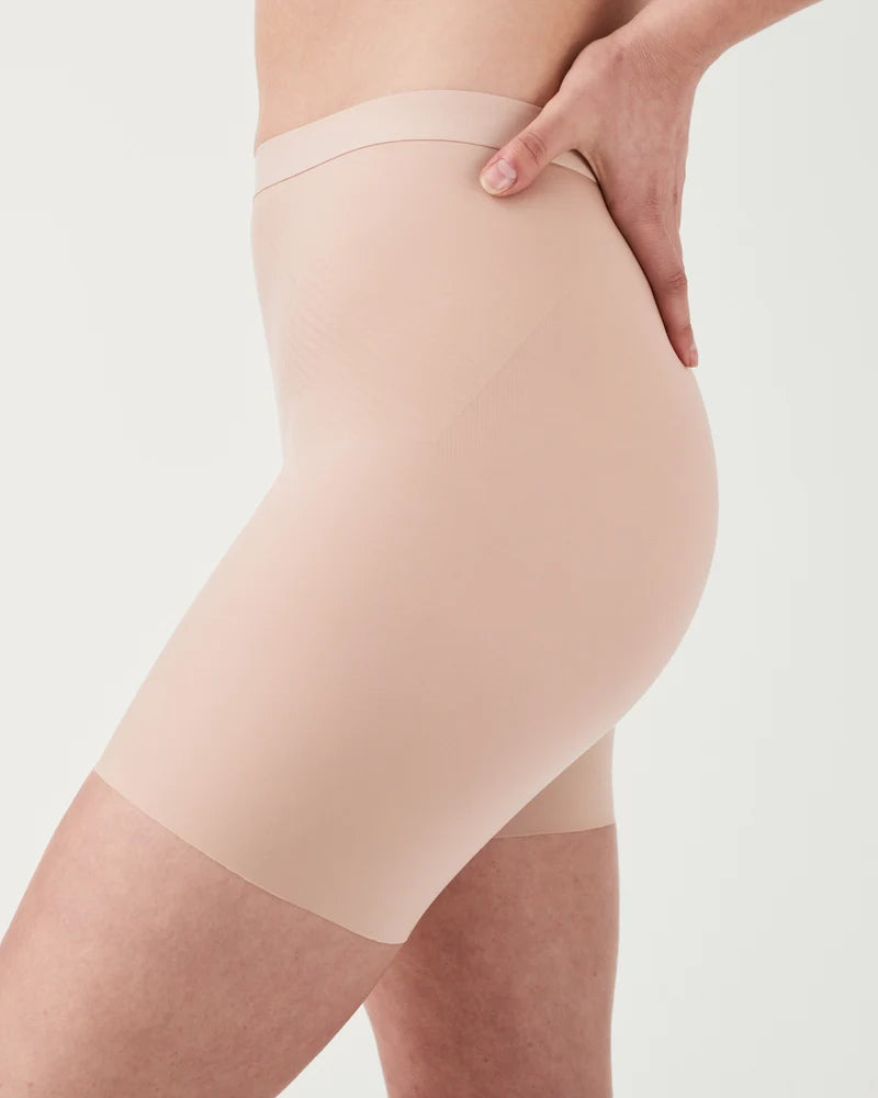 Invisible Girl Short Champagne Beige - SPANX