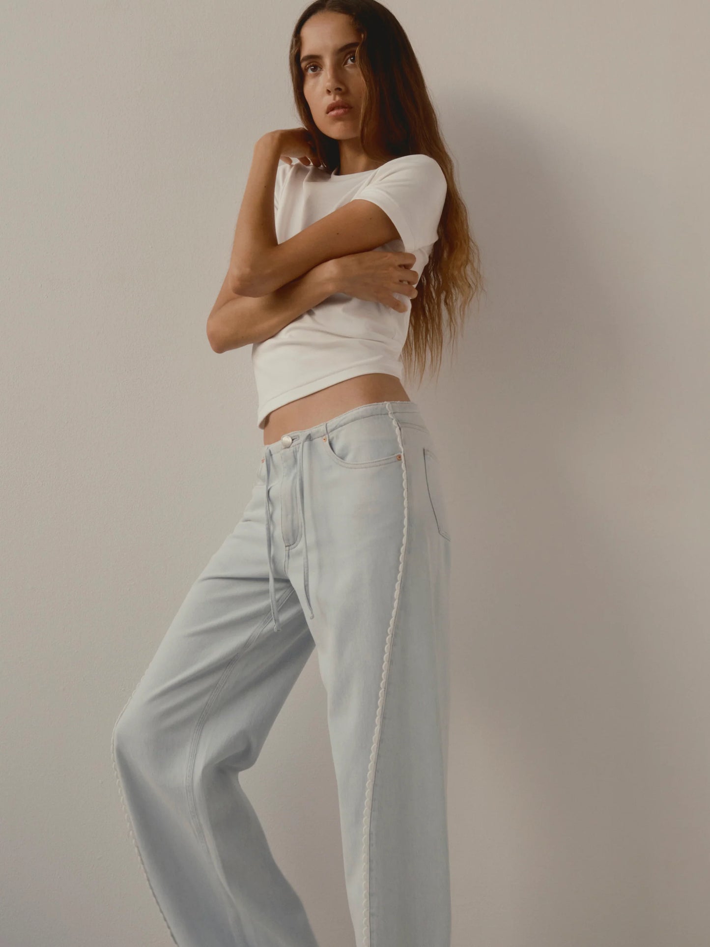 Sienna Low-Slung Wide Leg Relaxed 31 Jeans Saltstone Lace - DL1961