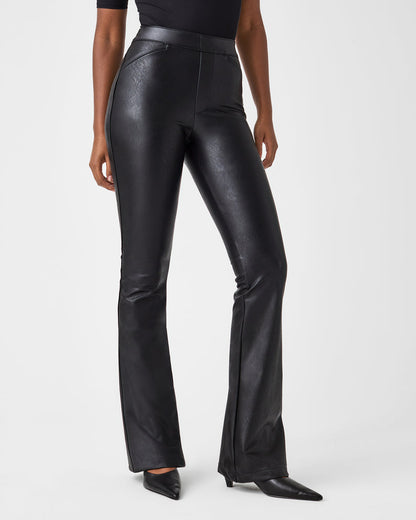 Leather-Like Flare Pant Luxe Black - SPANX