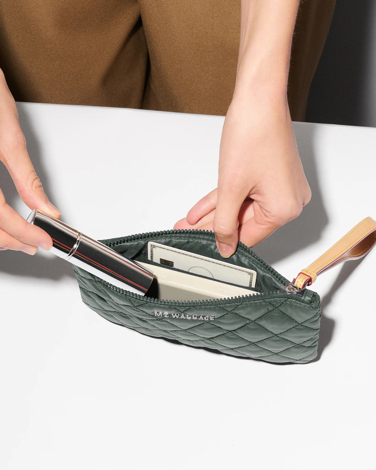 Flat Metro Wristlet Juniper - MZ Wallace