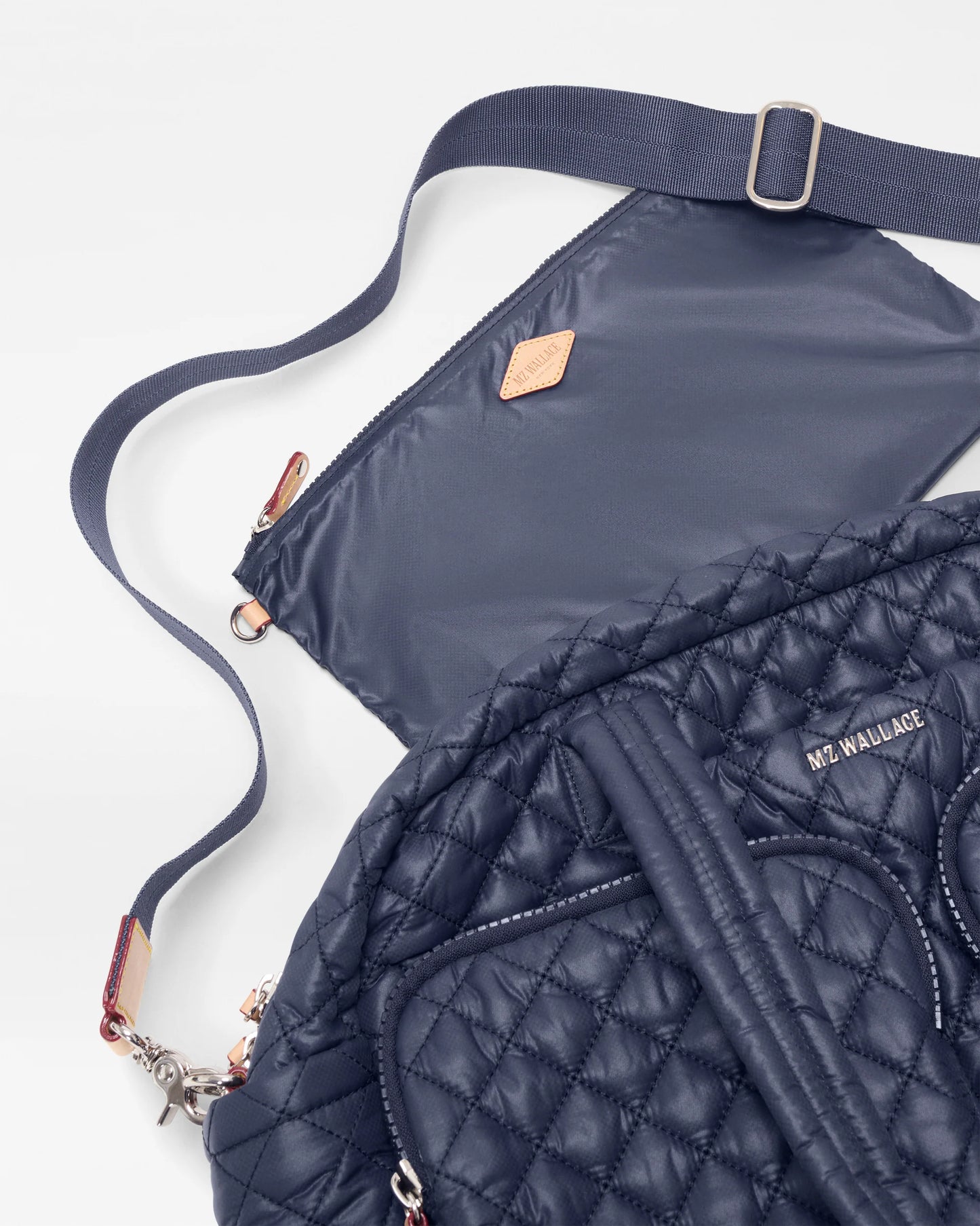 Nik Duffel Bag Dawn (Navy) - MZ Wallace