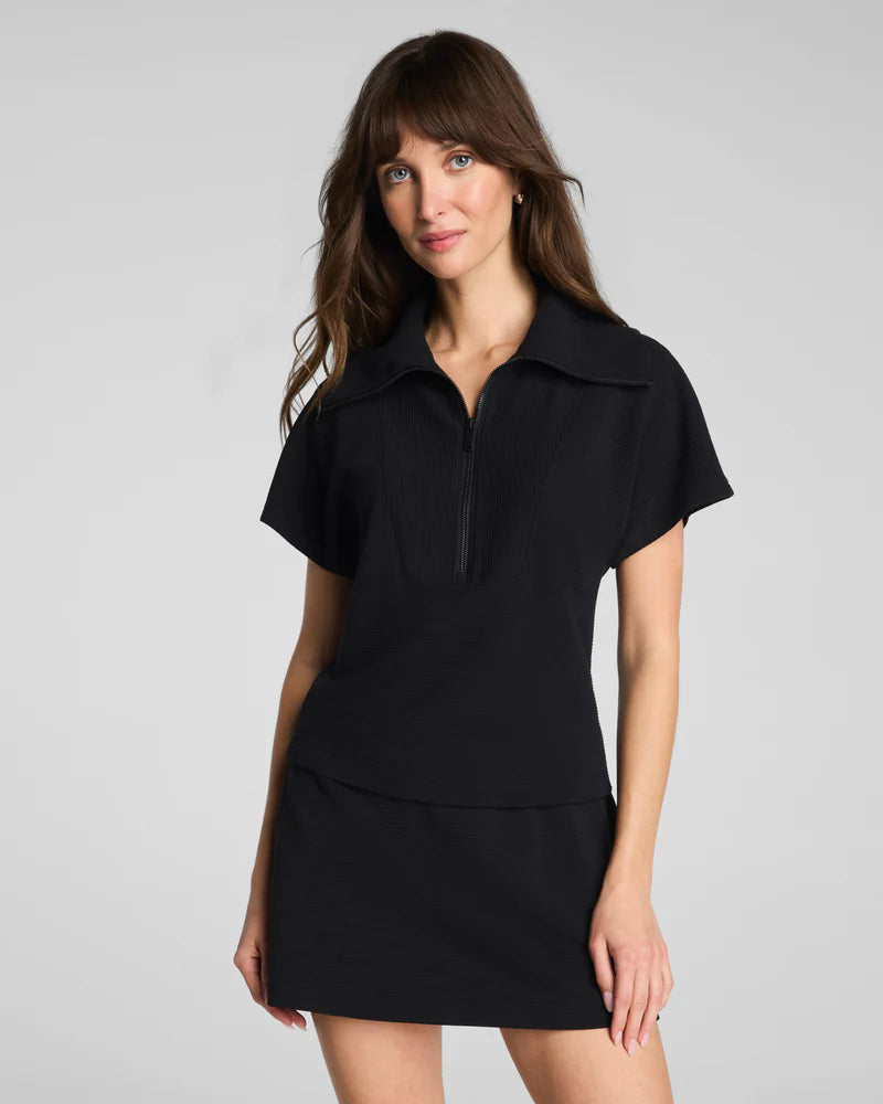 Airessentials French Rib Short Sleeve Half Zip Very Black - SPANX