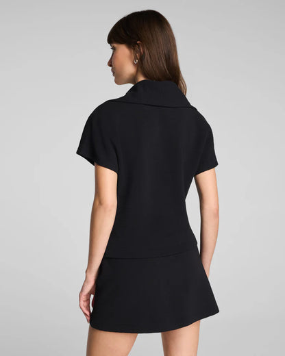 Airessentials French Rib Short Sleeve Half Zip Very Black - SPANX