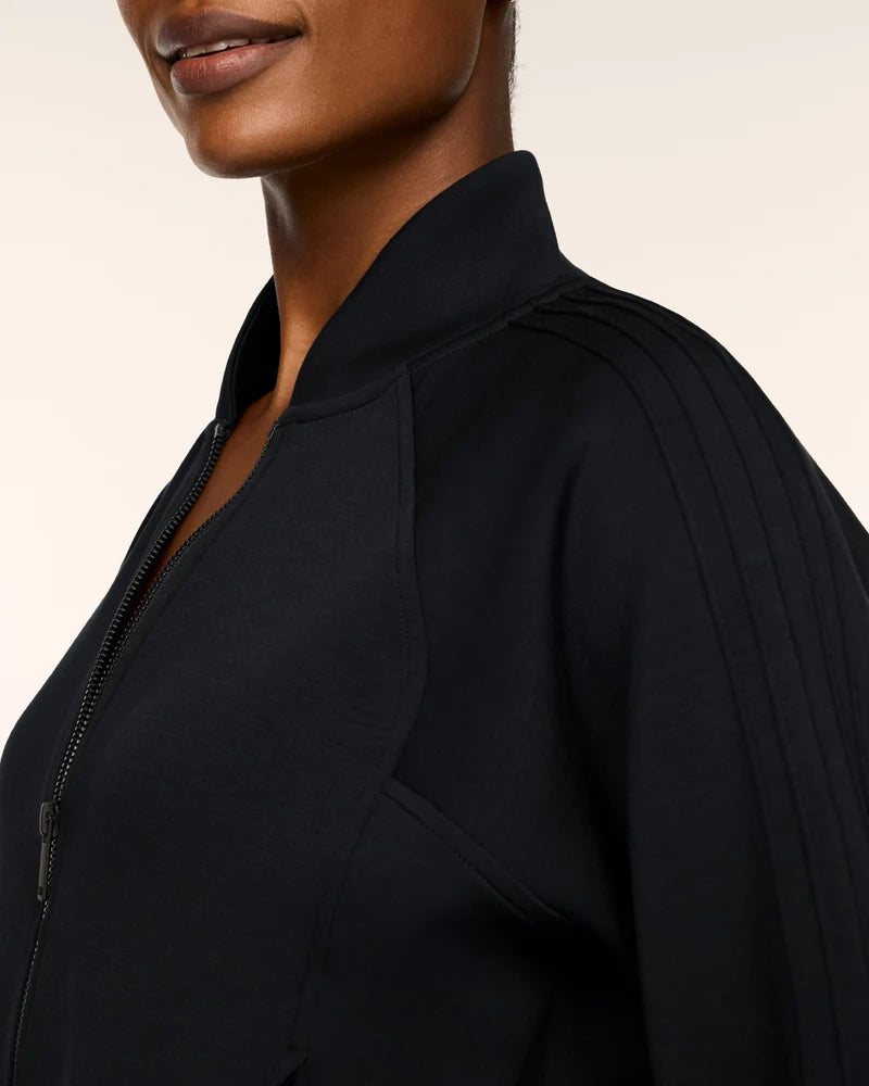 Airessentials Pintuck Track Jacket Very Black - SPANX