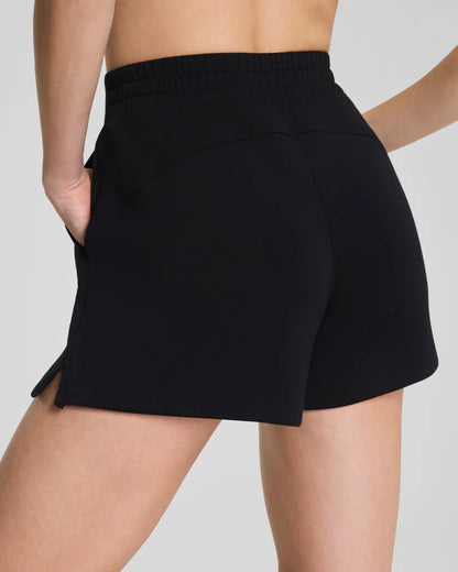 Airessentials Short 5 Very Black - SPANX