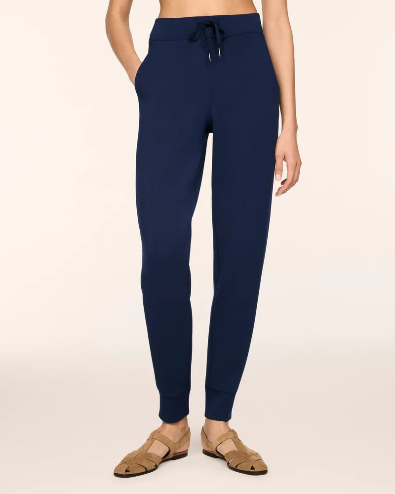 Airessentials Slim Cuff Jogger Timeless Navy - SPANX