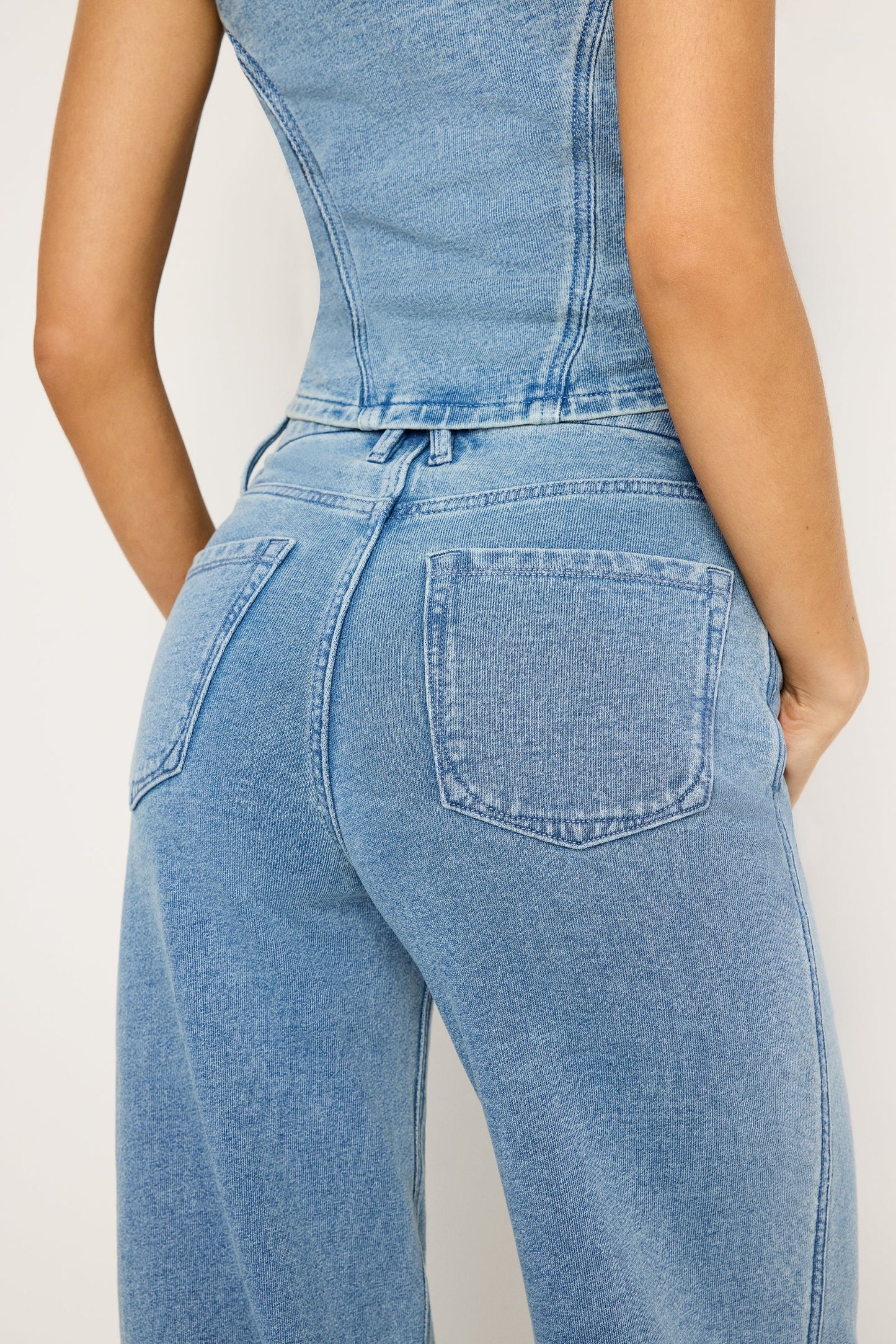 Jeanius Good Skate Sweatpants Indigo586 - Good American