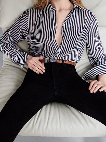 The Oversized Pocket Shirt Navy Multi - Frame