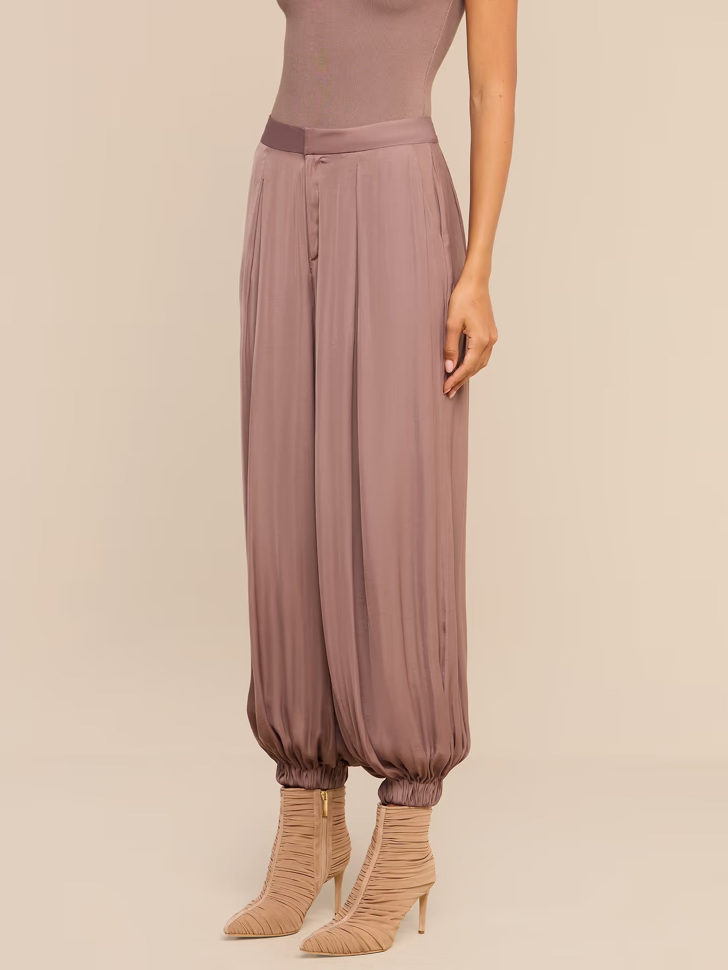 Palmer Satin Pant Cardamom - L'AGENCE