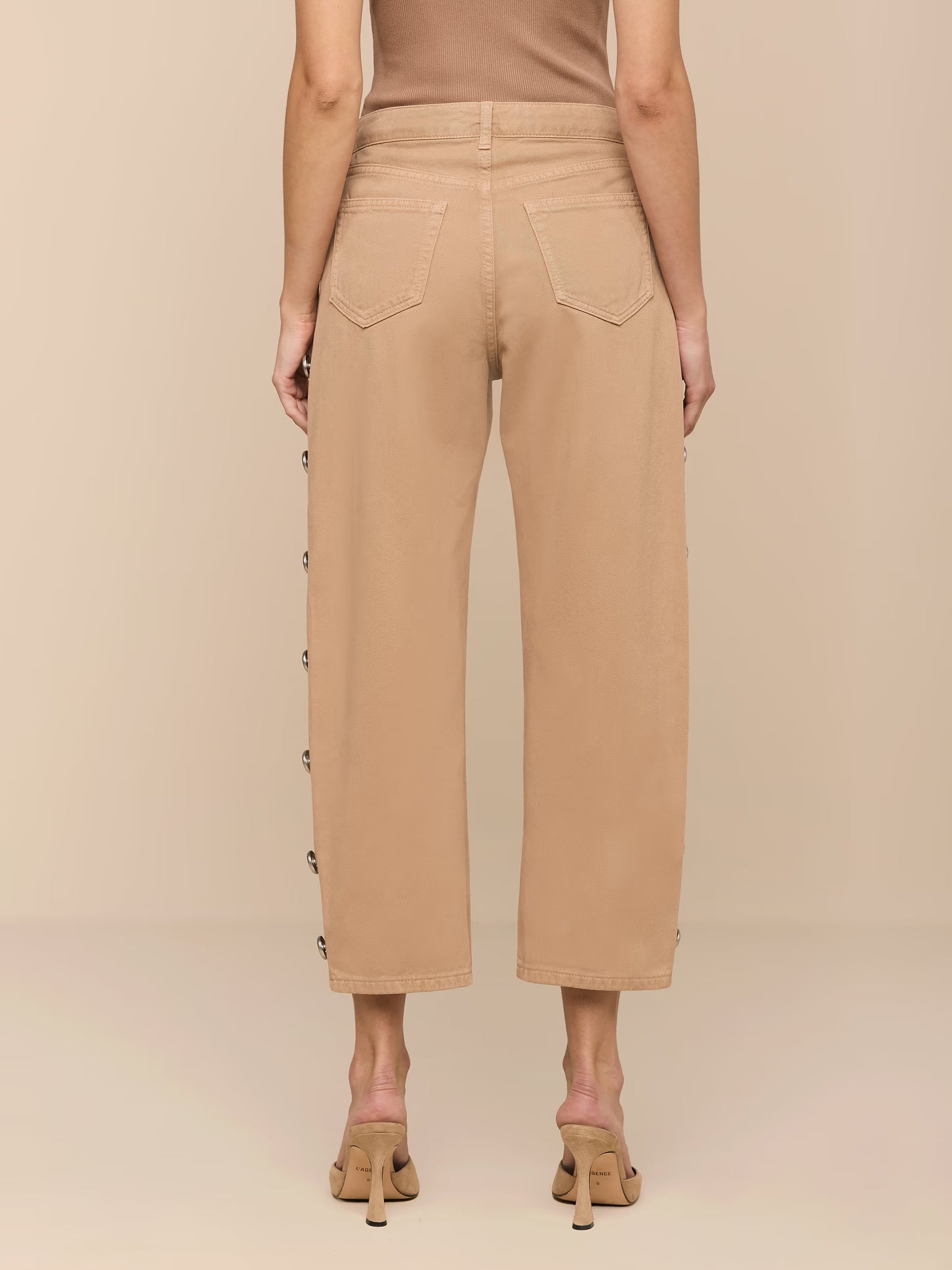 Mallis Studded Bow-Leg Jean Cappuccino - L'AGENCE