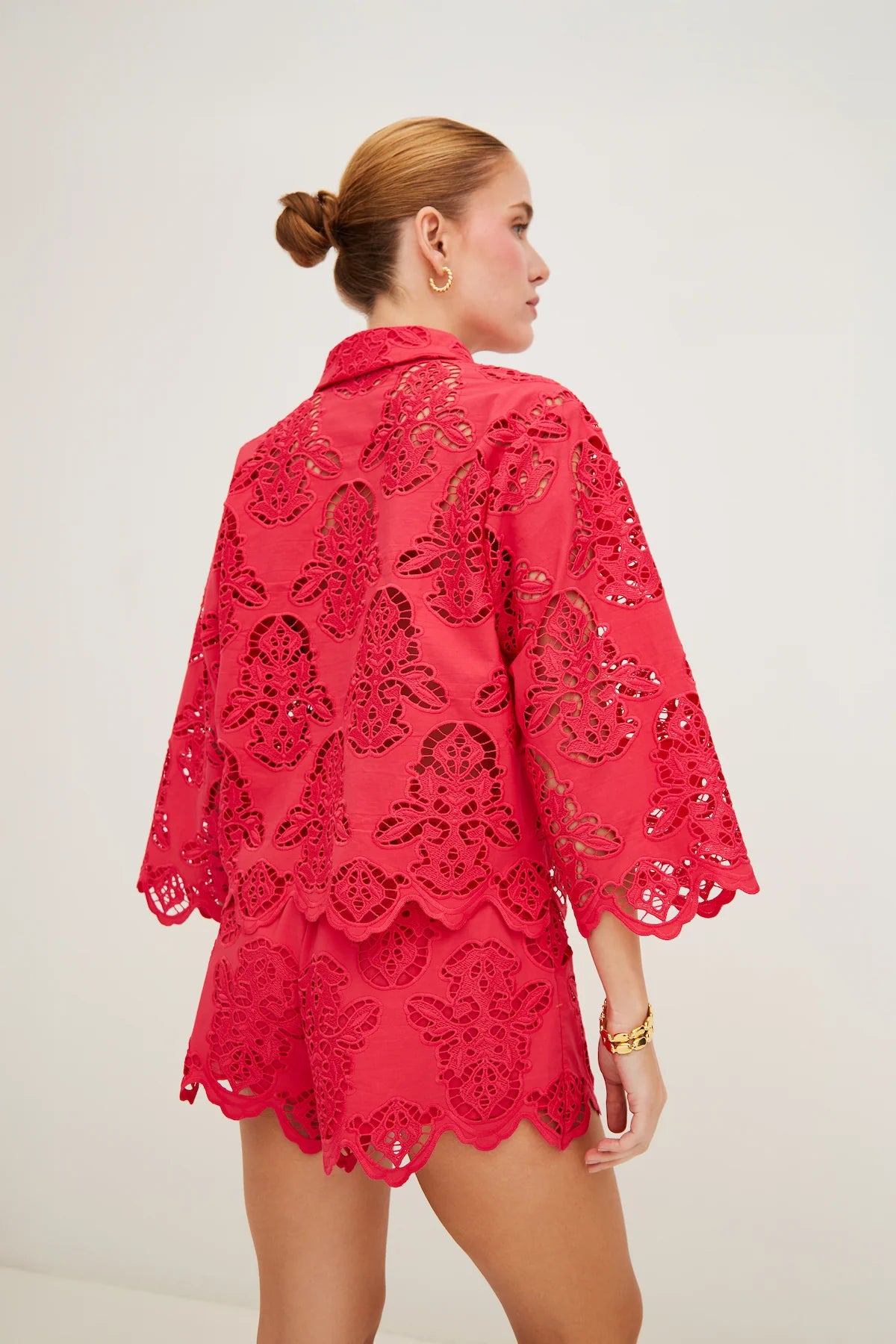 Erica Shirt Azalea Eyelet - Cara Cara