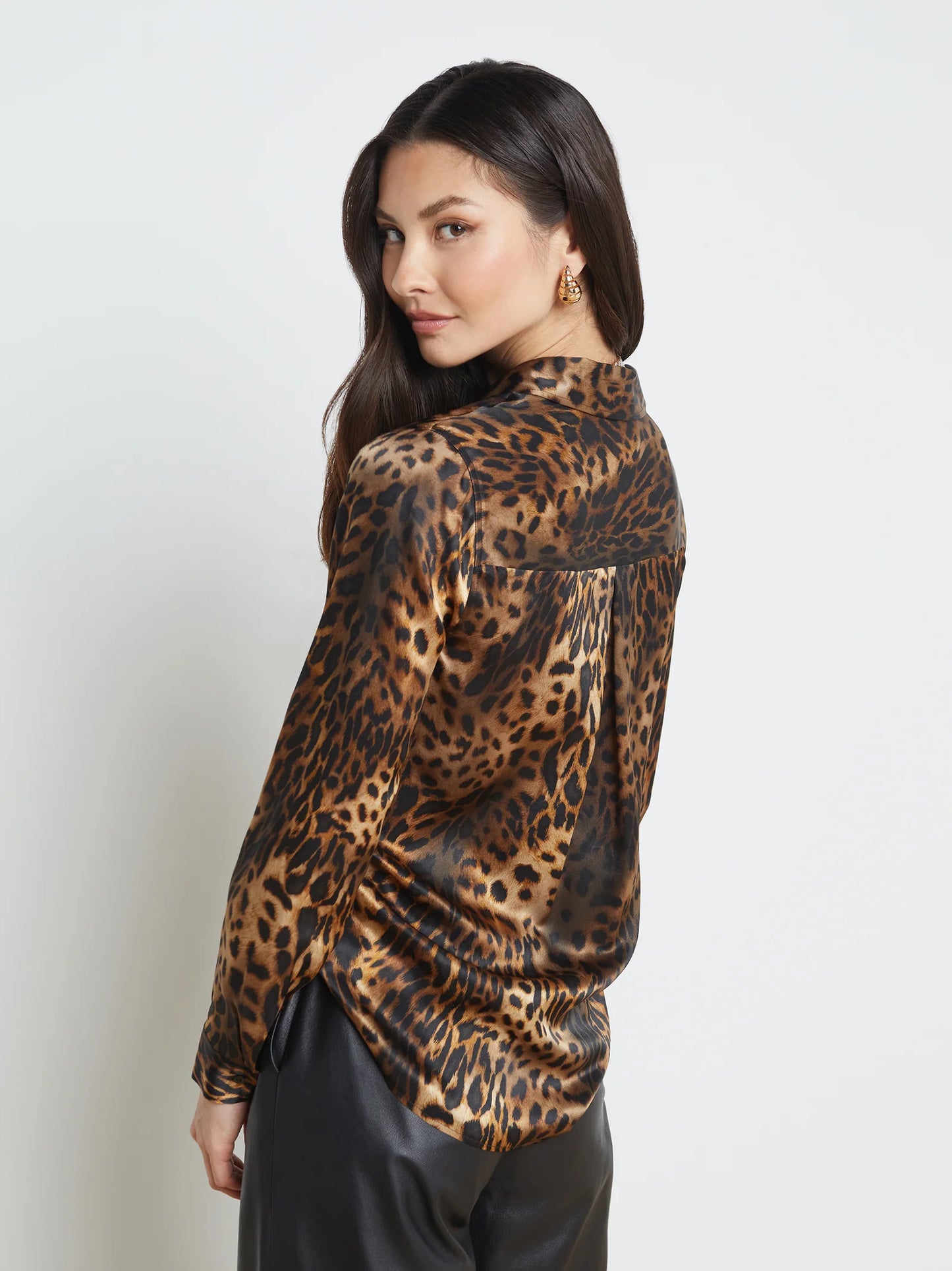 Tyler Blouse Brown Multi Oil Leopard - L'AGENCE