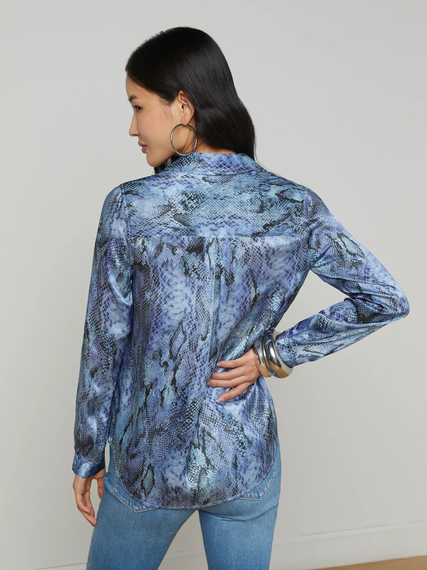 Tyler Silk Blouse Blue Snake - L'AGENCE