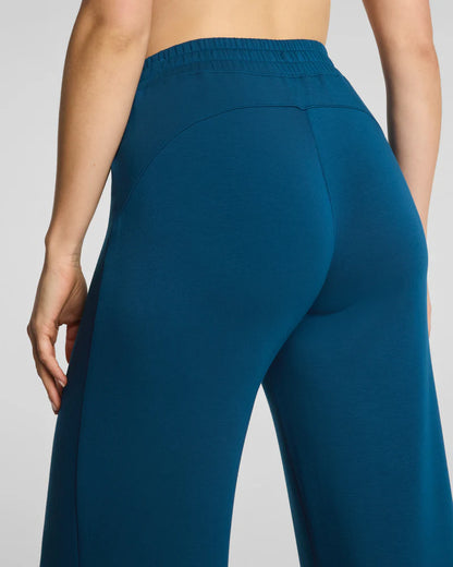 Airessentials Wide Leg Pant Deep Cove - SPANX