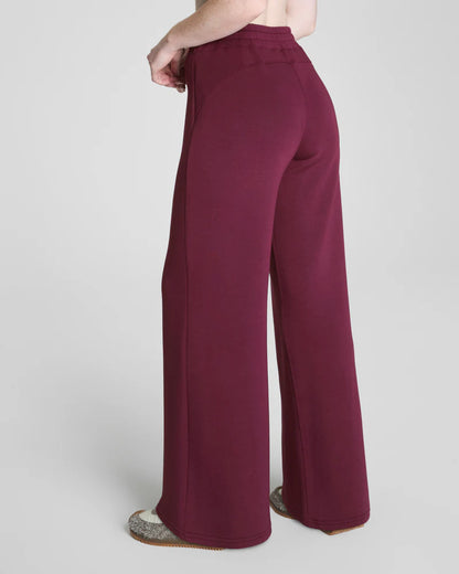 Airessentials Wide Leg Pant Plum Berry - SPANX