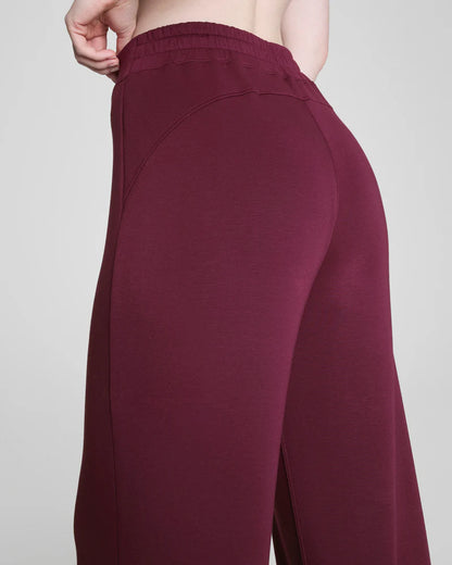 Airessentials Wide Leg Pant Plum Berry - SPANX