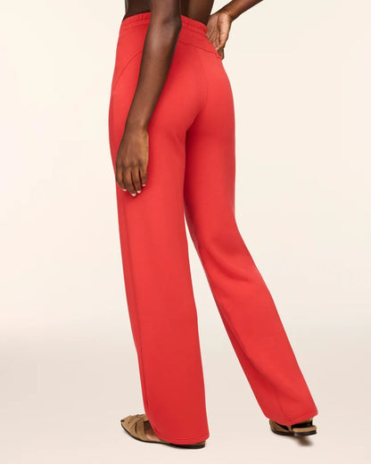 Airessentials Straight Leg Pant Lip Stain - SPANX