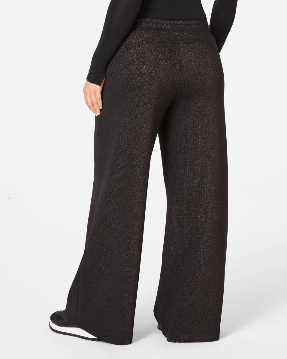 Airessentials Wide Leg Pant Very Black/Silver Shimmer - SPANX