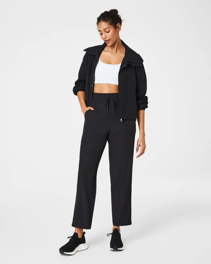 On The Move Slim Pant Very Black - SPANX