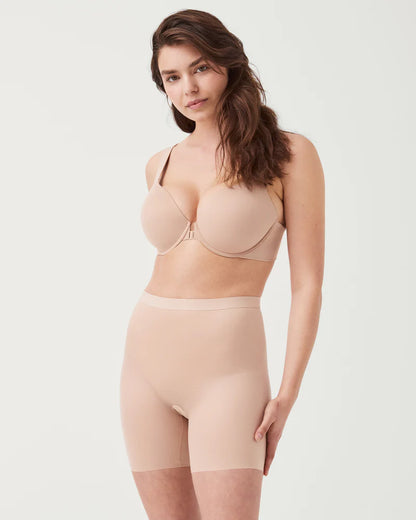 Invisible Girl Short Champagne Beige - SPANX