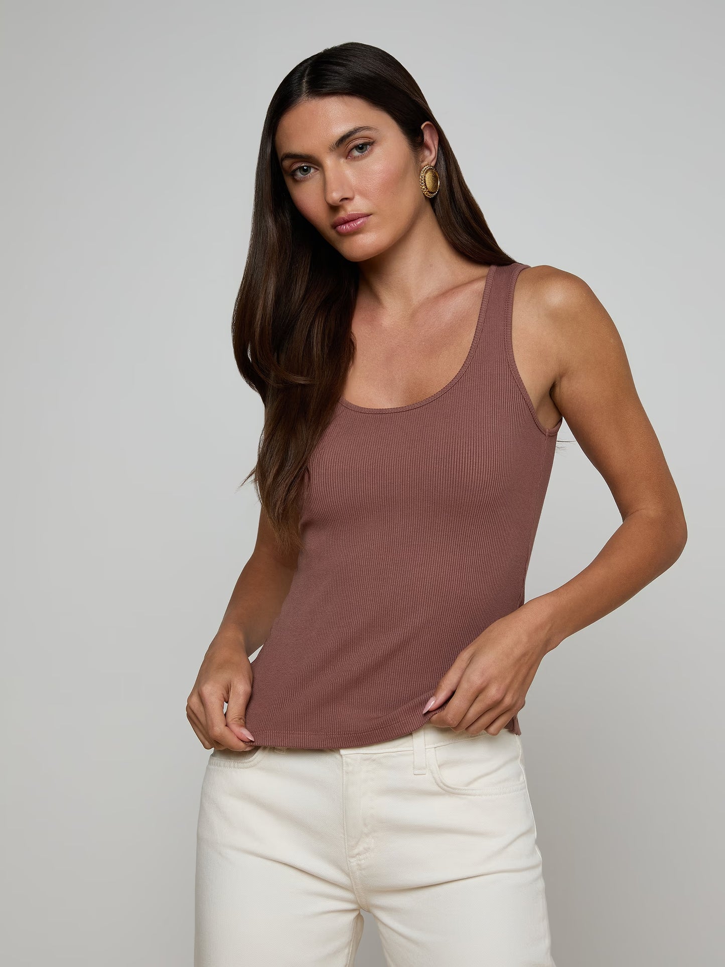 Adira Scoopneck Tank Cardamom - L'AGENCE