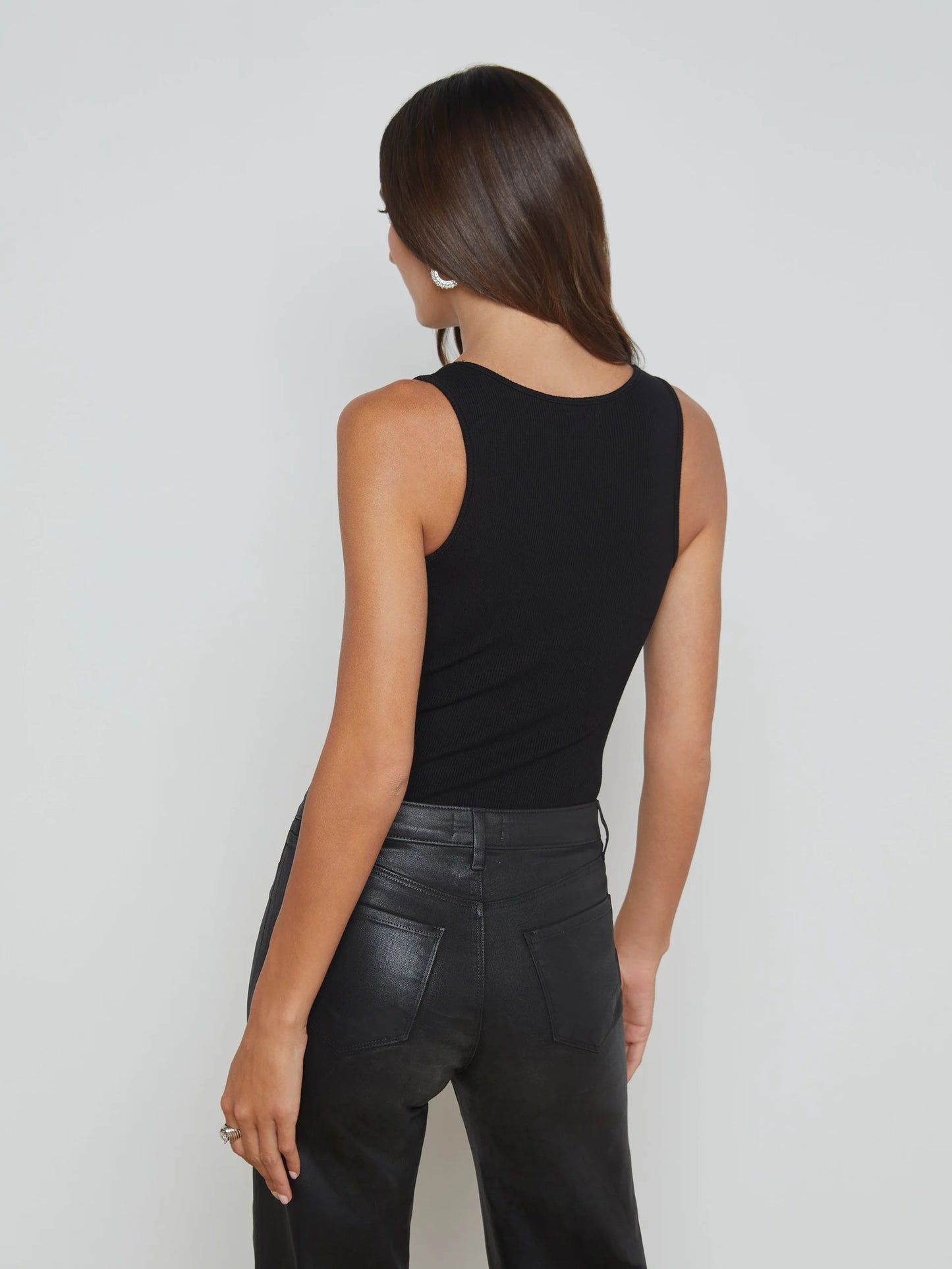 Adira Scoopneck Tank Black - L'AGENCE