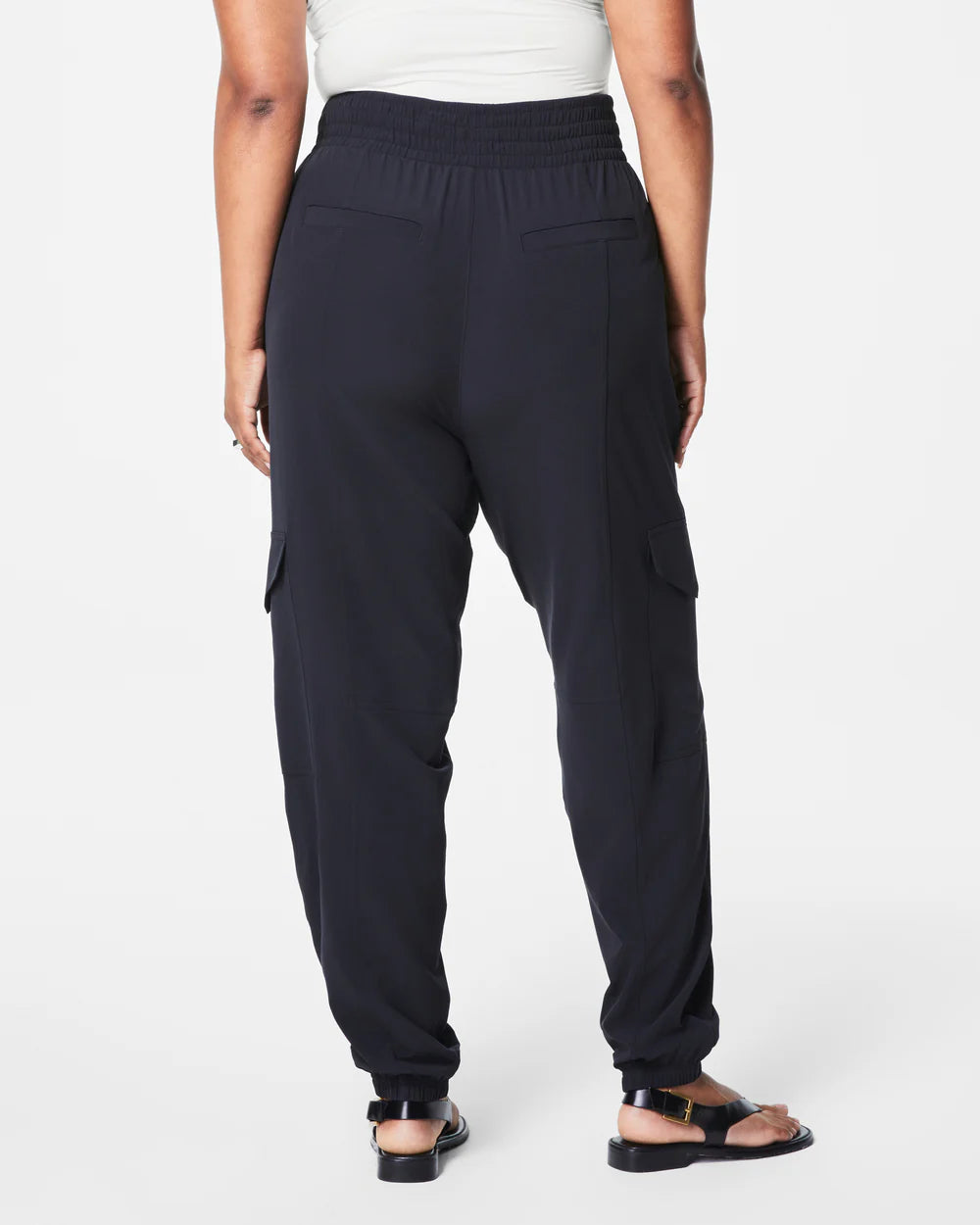 On The Move Cargo Jogger Very Black - SPANX