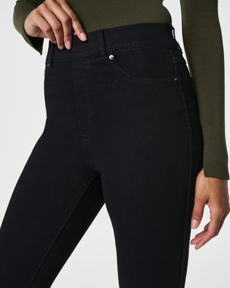 The Perfect Pant Slim Straight Classic Black - SPANX – Jackie Z Style Co.