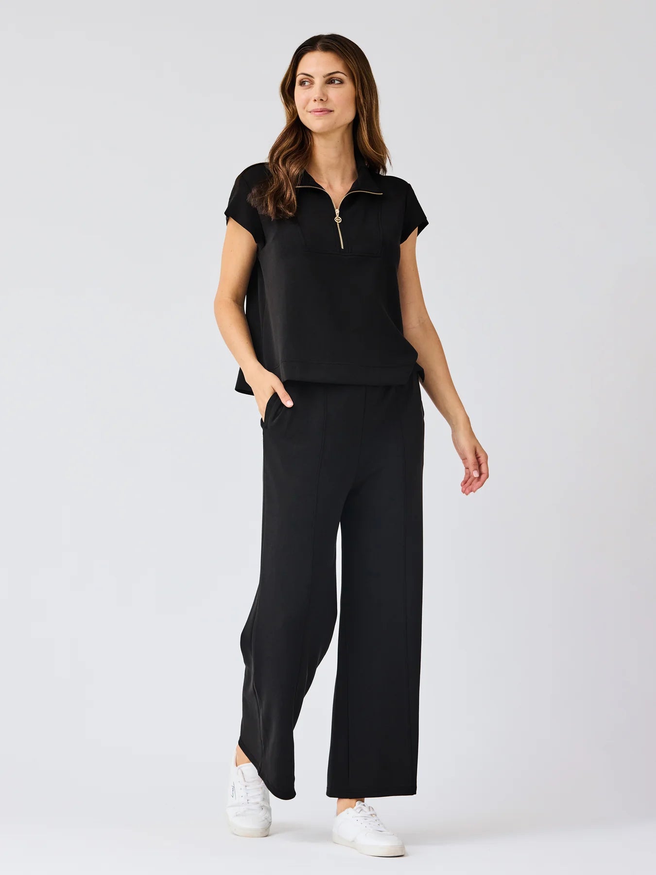 Stephie Top Black - Mary Square