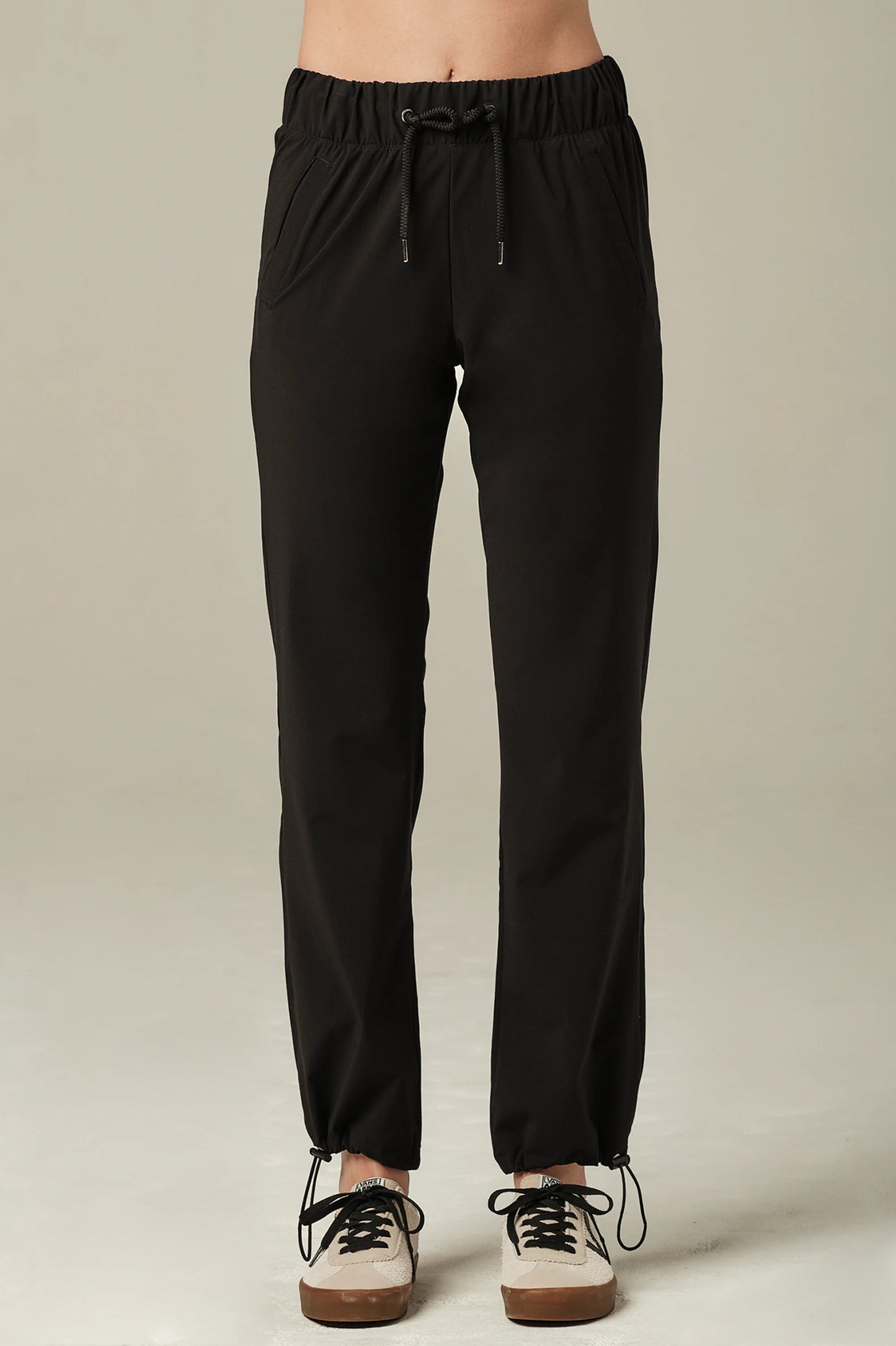 Vacation Mode Jogger Black - 925 FIT