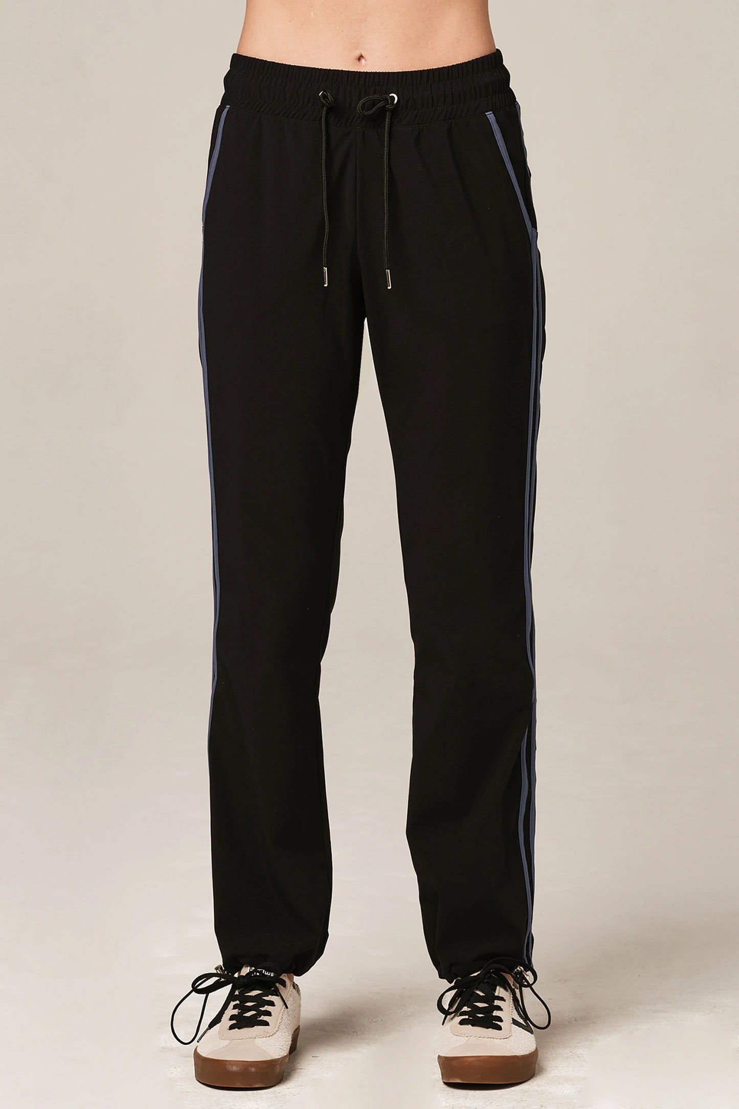 Hot Line Jogger Black - 925 FIT