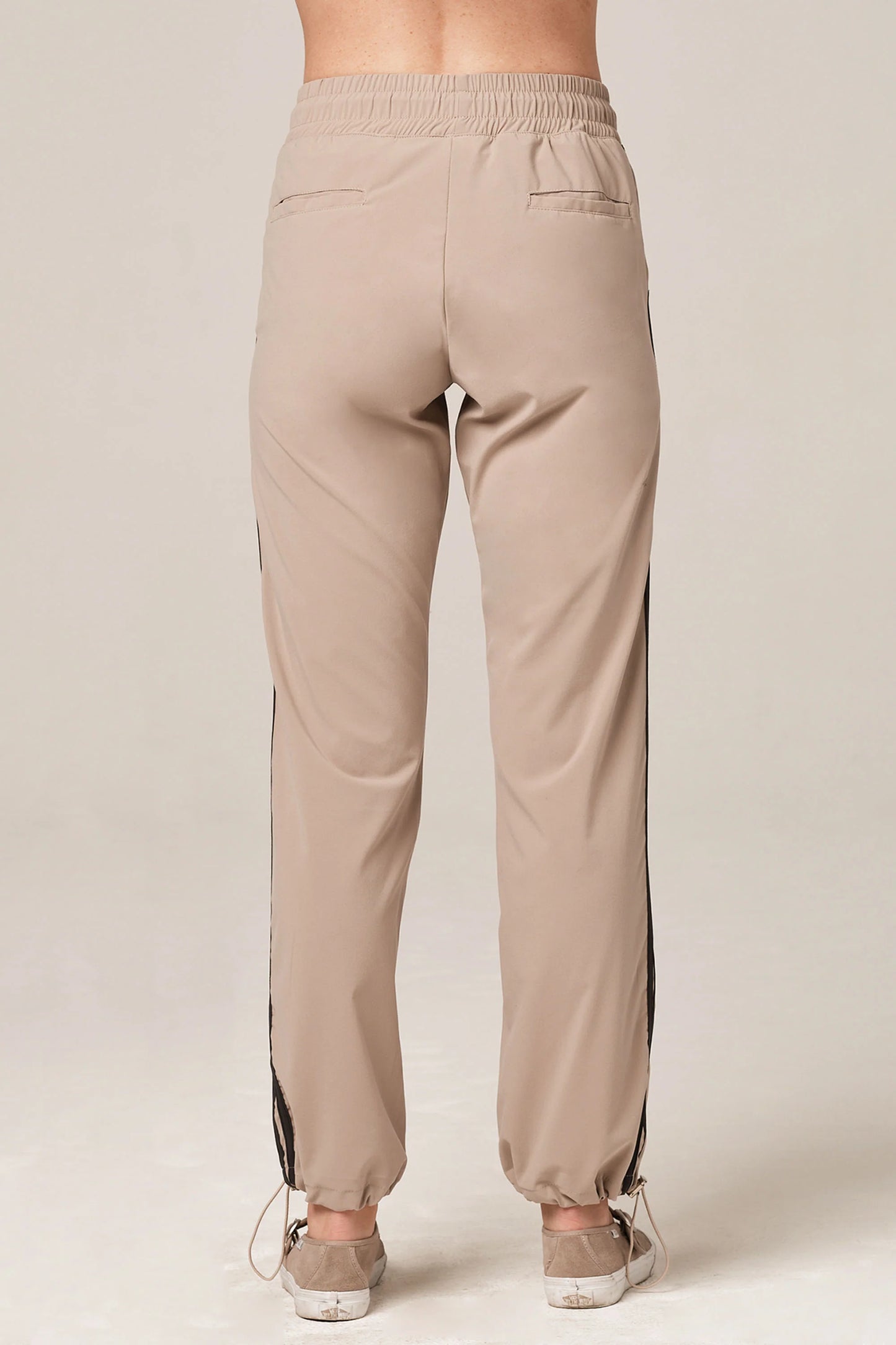Hot Line Jogger Oatmeal - 925 FIT