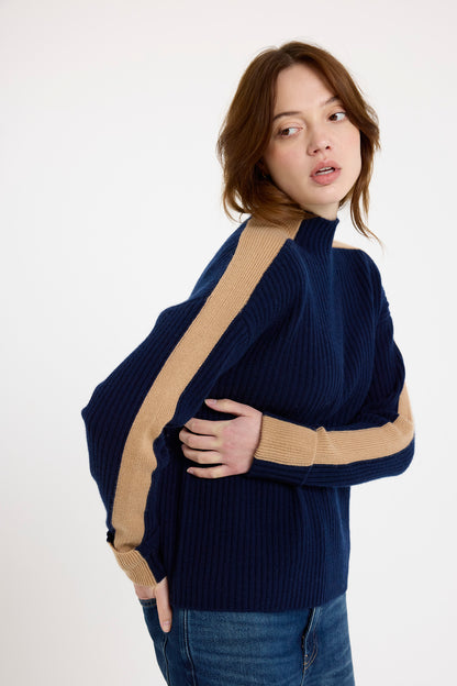 Chamonix Mock Neck Jumper Navy/Camel - Brodie Cashmere