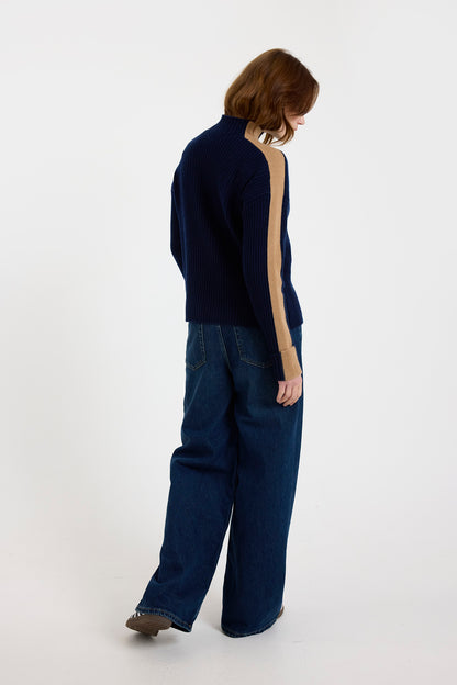 Chamonix Mock Neck Jumper Navy/Camel - Brodie Cashmere