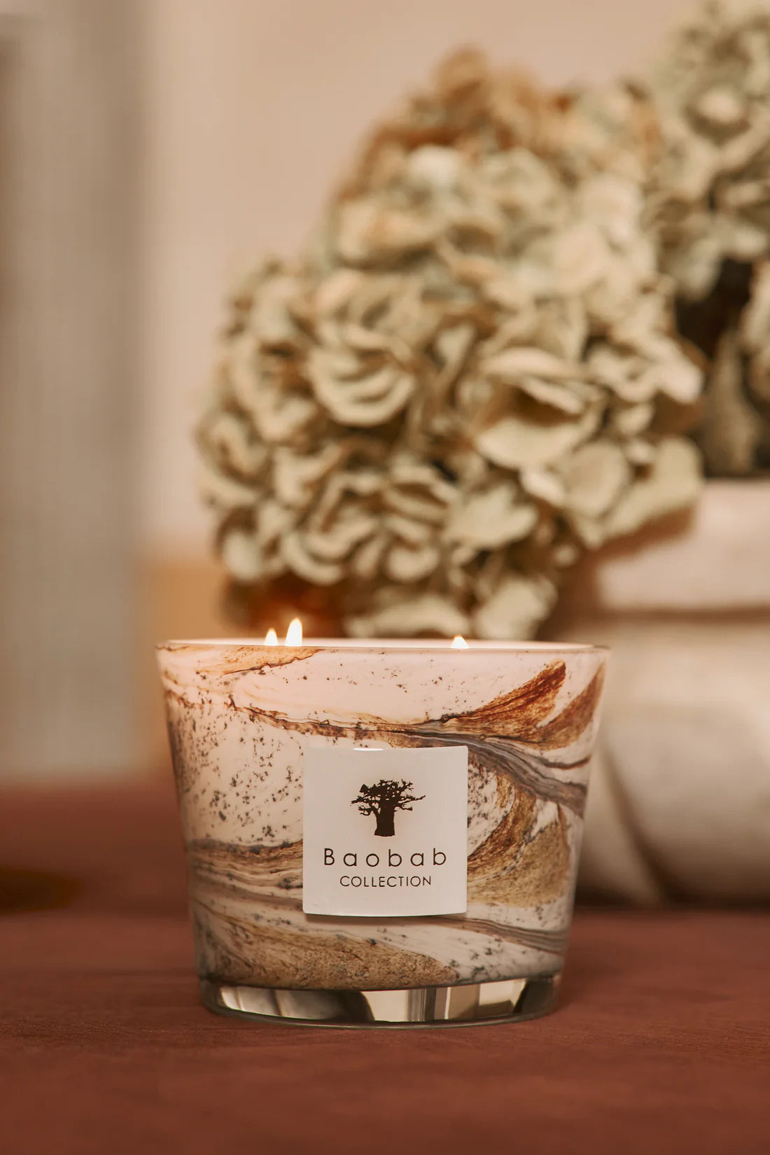 Max 10 Leaves Nais Candle - Baobab Collection