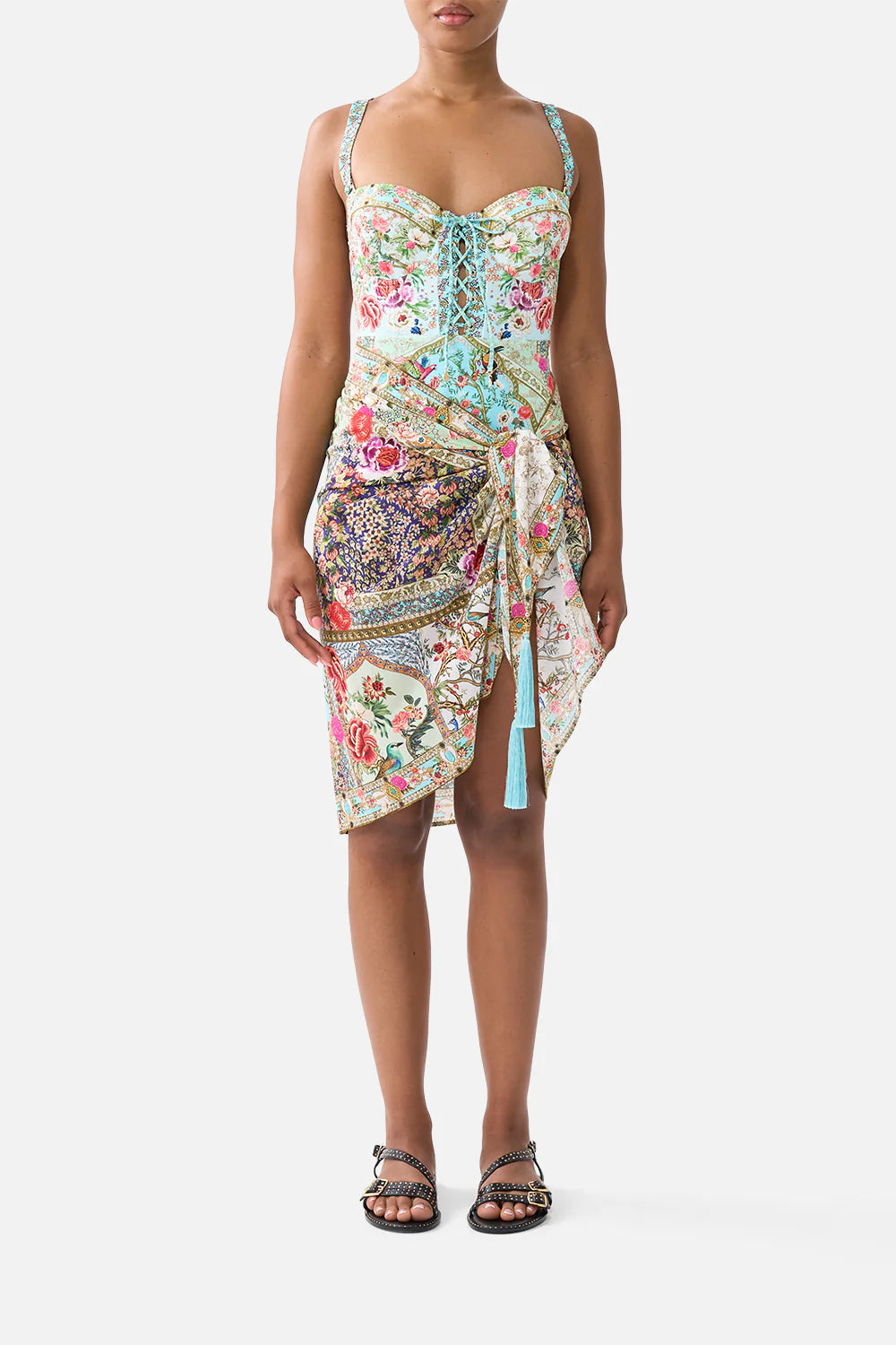 Woven Short Sarong With Tassels Sultans And Queens - Camilla