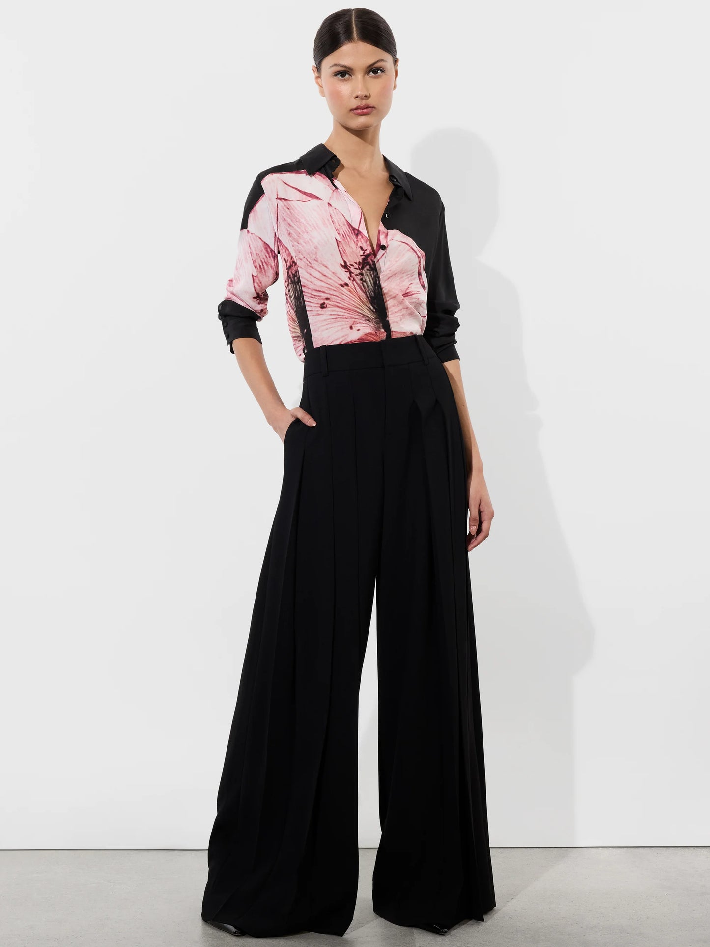 Willa Placket Top Luna Floral - Alice + Olivia