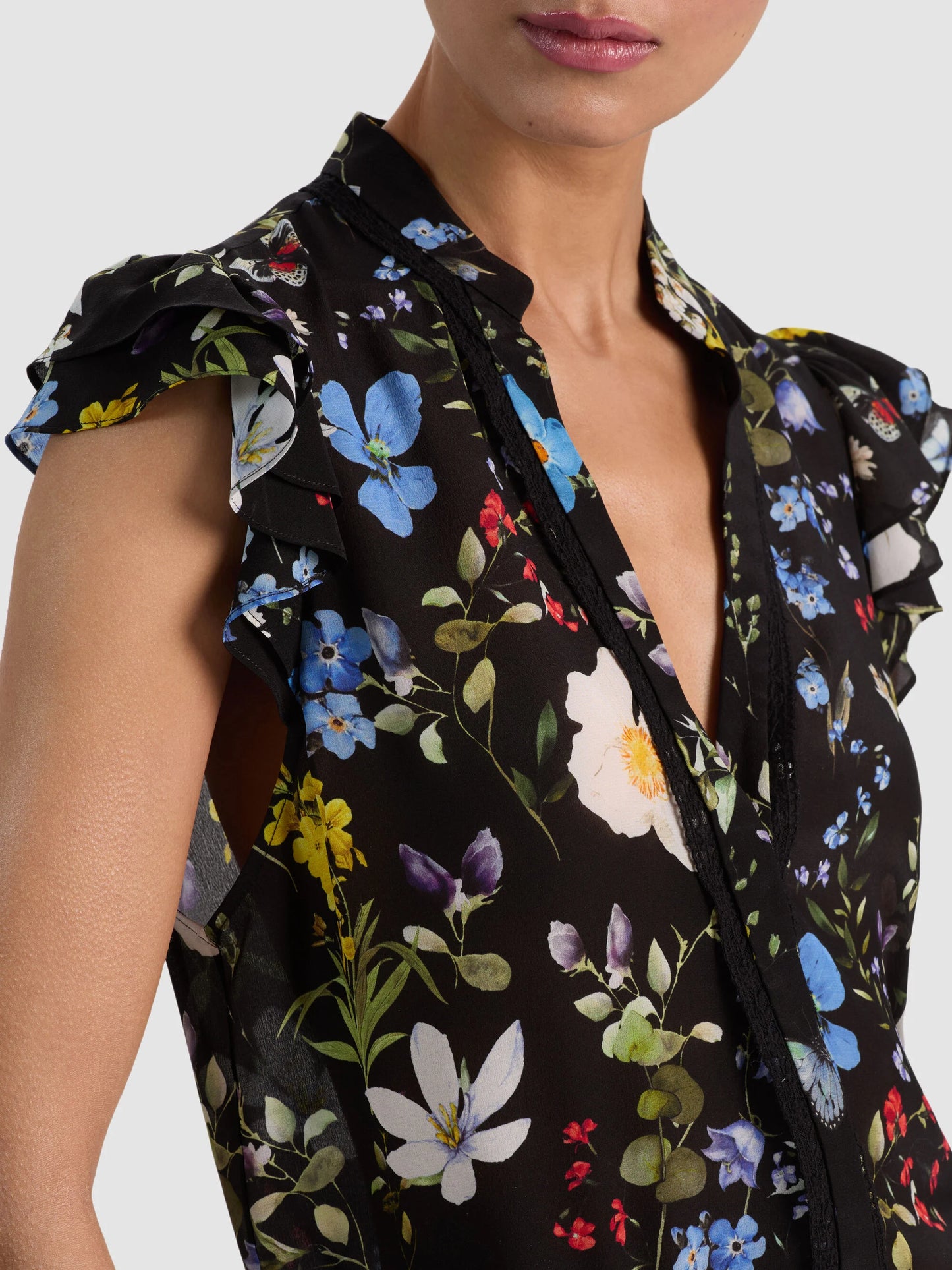 Arlette Silk Blouse Twisting Vines Black - Alice + Olivia