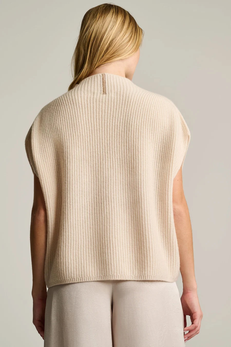 Pure Cashmere Popover Feather - Lisa Todd