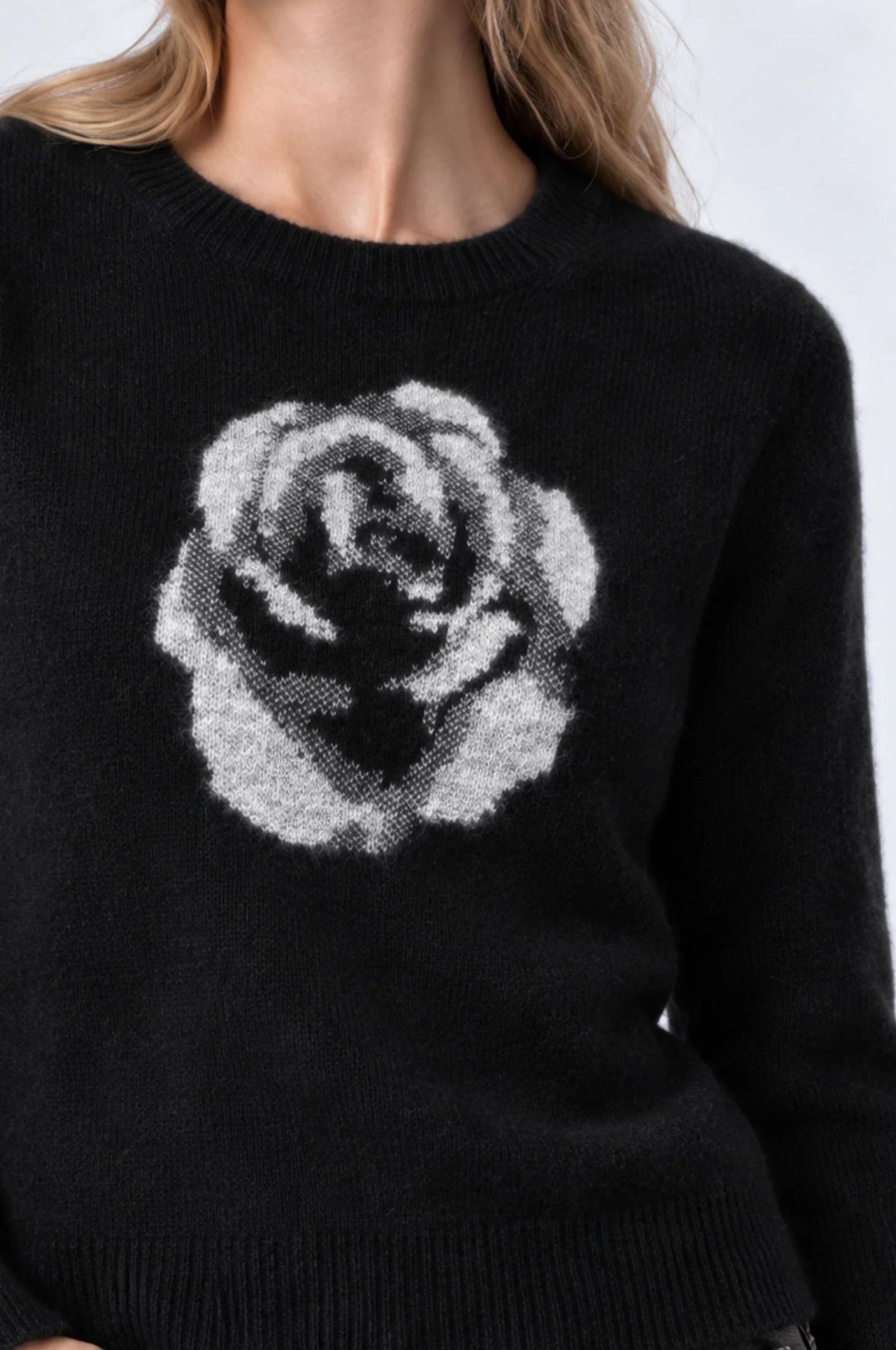 Rose Jacquard Crew Black/Grey - Minnie Rose