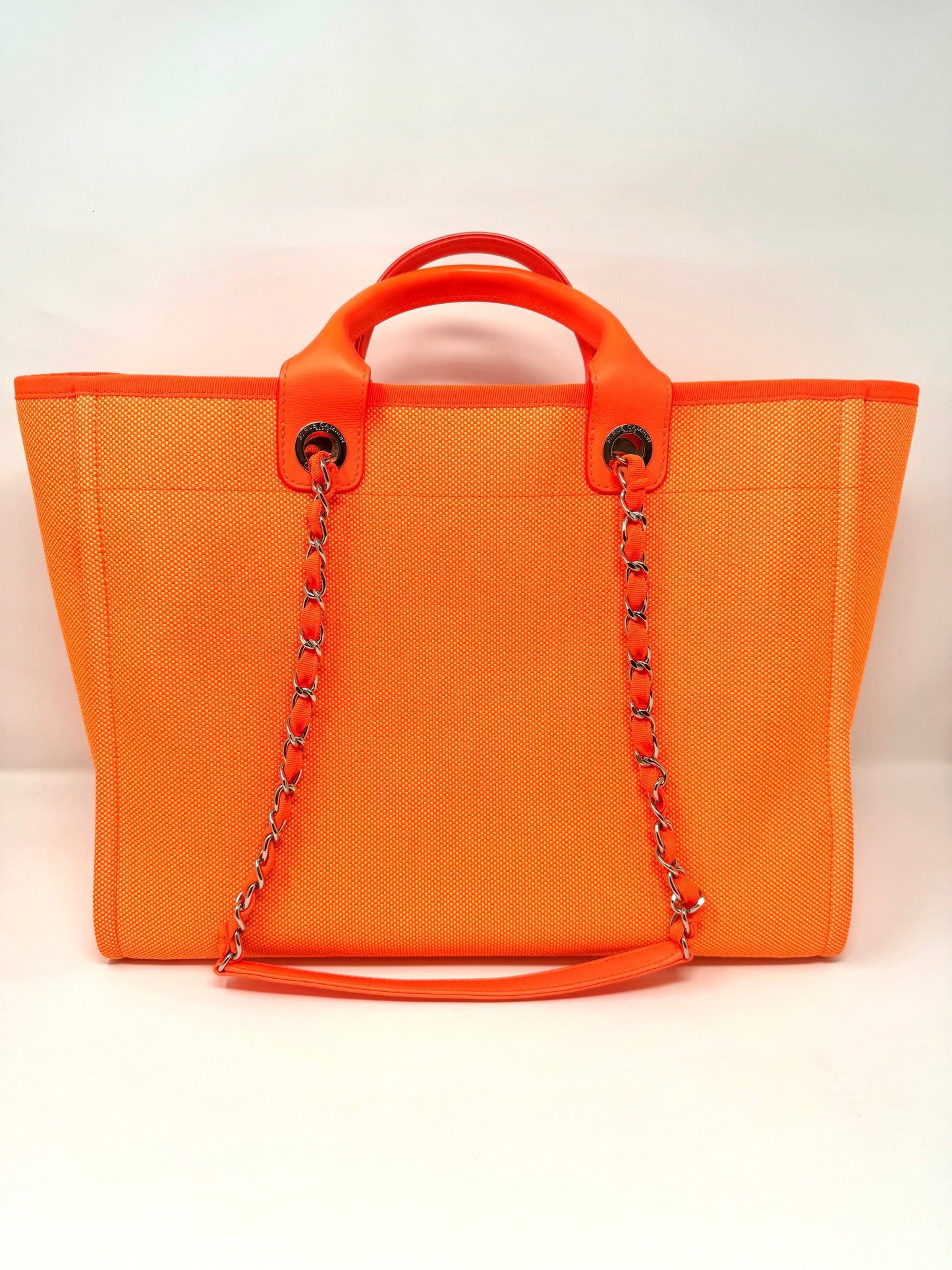 Deauville Tote Orange - Chanel
