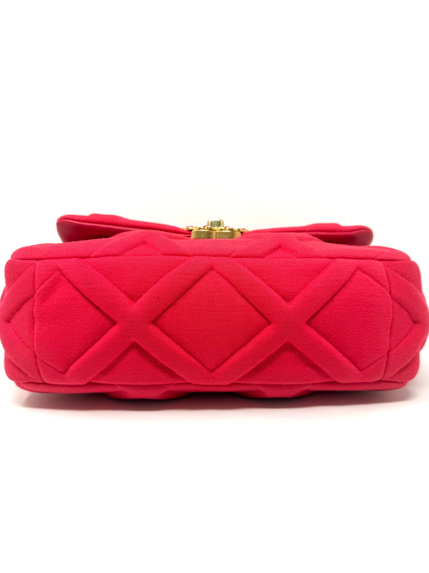 19 Flap Bag Quilted Jersey Medium Pink - Chanel