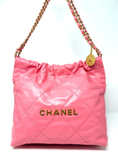 Large 22 Hobo Bag Pink Leather - Chanel